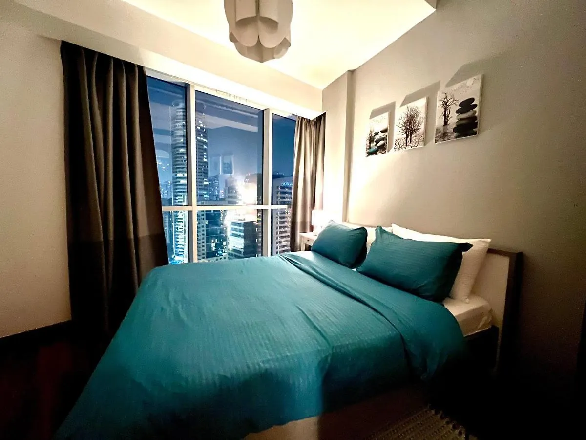 The Waves 241 Dubai Marina Apartment